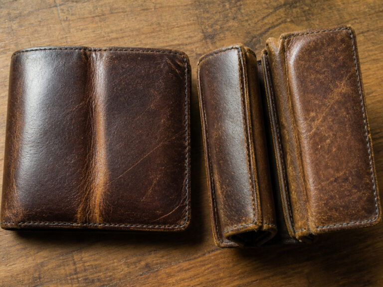 Bifold vs Trifold Wallet | The Real Choice in Your Pocket