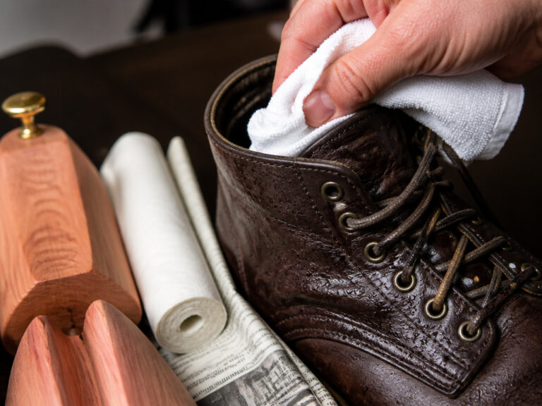 How to Dry Wet Leather Boots Without Cracking the Leather